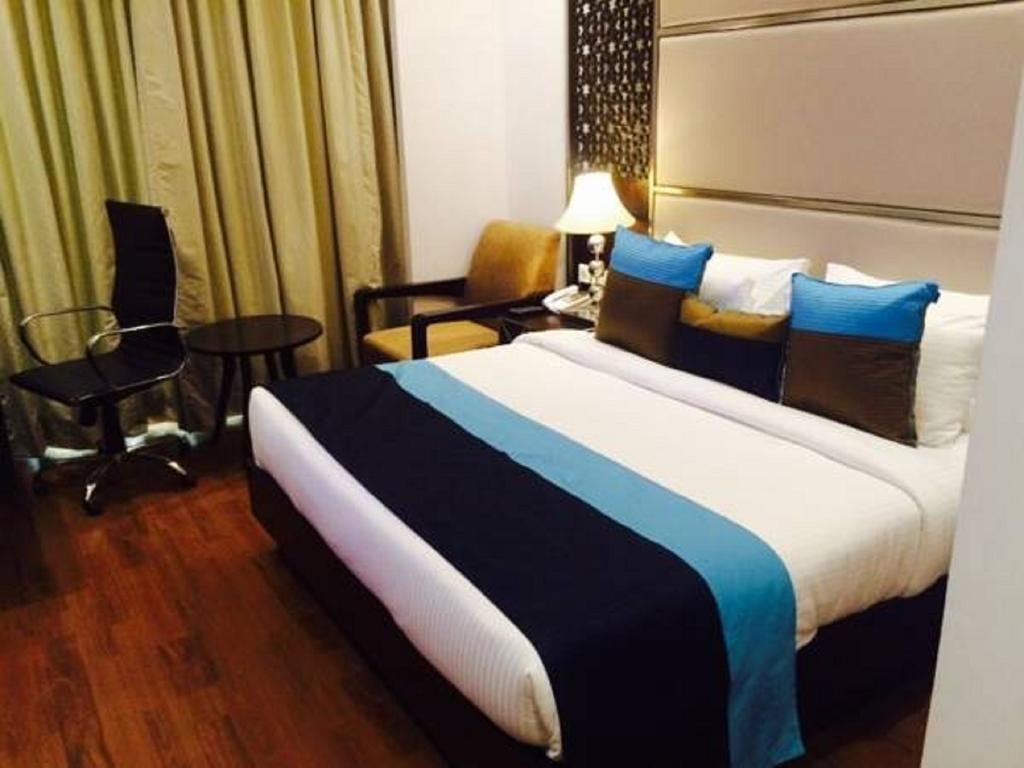 Hotel Delite Grand Faridabad Ngoại thất bức ảnh