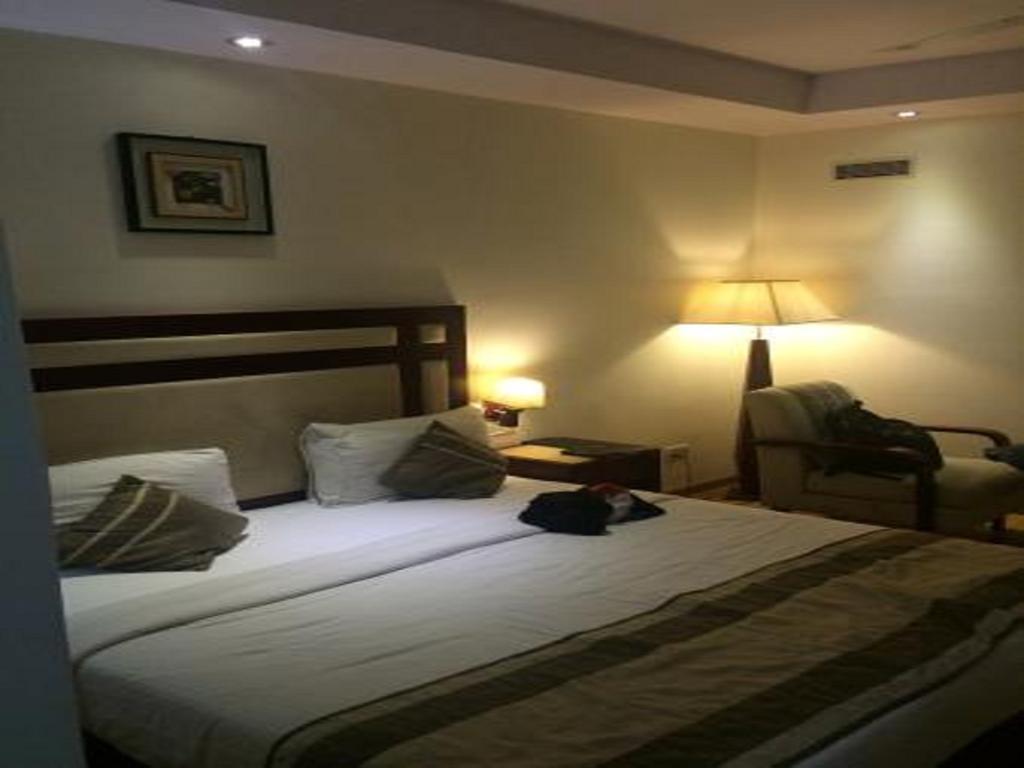 Hotel Delite Grand Faridabad Ngoại thất bức ảnh