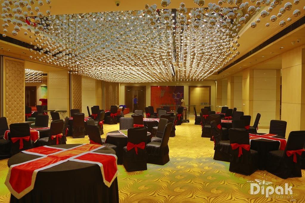 Hotel Delite Grand Faridabad Ngoại thất bức ảnh