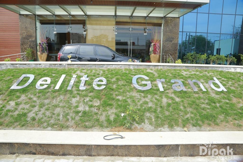 Hotel Delite Grand Faridabad Ngoại thất bức ảnh