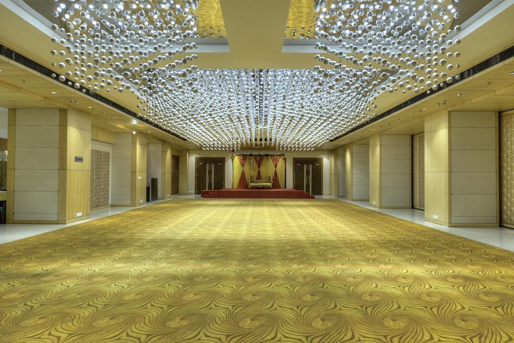 Hotel Delite Grand Faridabad Ngoại thất bức ảnh