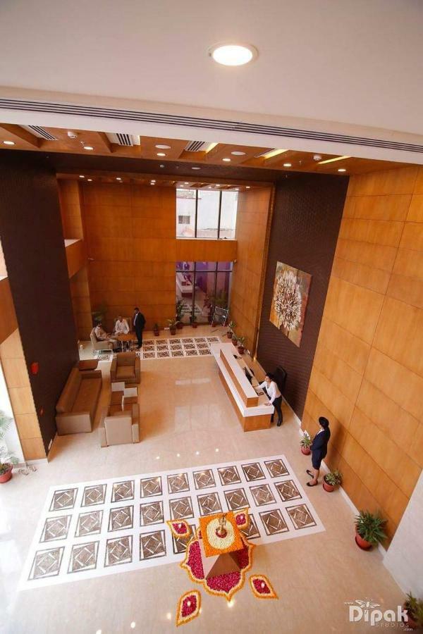 Hotel Delite Grand Faridabad Ngoại thất bức ảnh