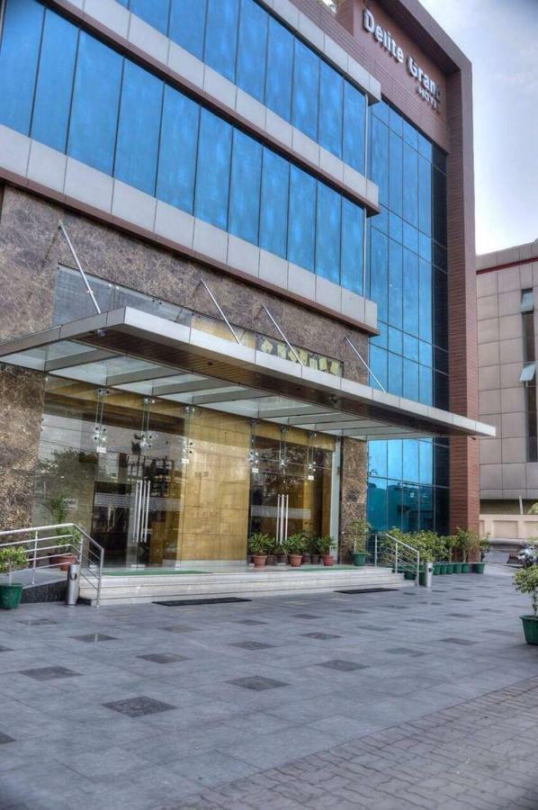 Hotel Delite Grand Faridabad Ngoại thất bức ảnh