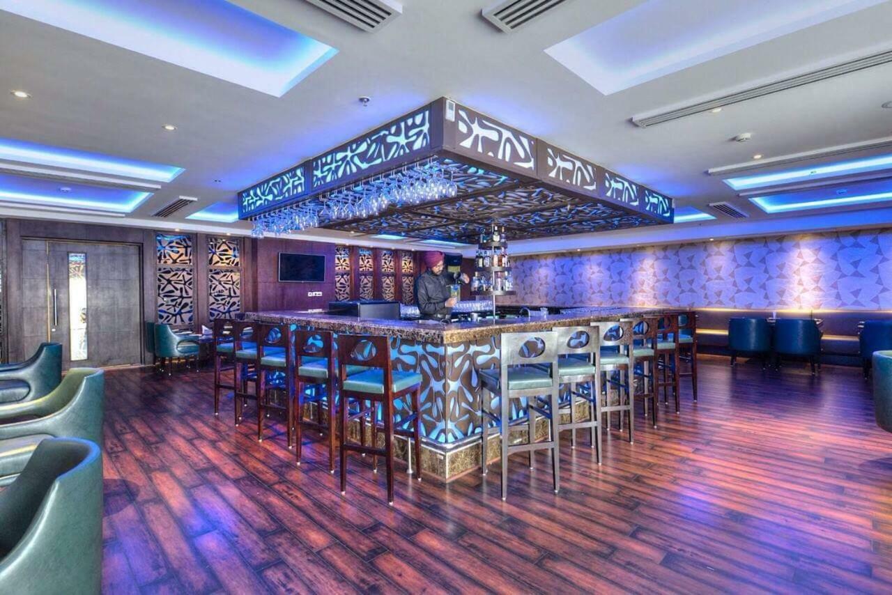 Hotel Delite Grand Faridabad Ngoại thất bức ảnh